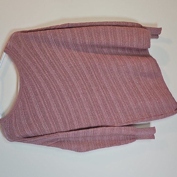Le Chateau Medium Mauve Crew Neck Sweater - Picture 4 of 6